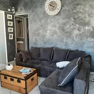 Appartement T2 Centre Vue Faron 40m2 En Zone Pietonne 4ème étage, Toulon